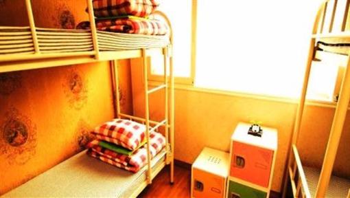 фото отеля Kimchi Hongdae Hostel Seoul