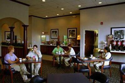 фото отеля Hampton Inn High Point