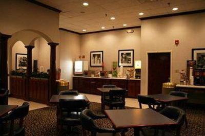 фото отеля Hampton Inn High Point