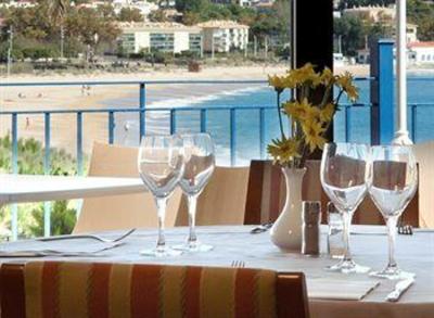фото отеля Confortel Caleta Park Hotel Sant Feliu de Guixols