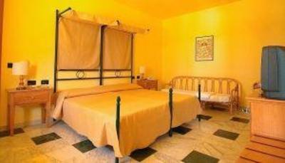 фото отеля Marina del Marchese Beach Resort