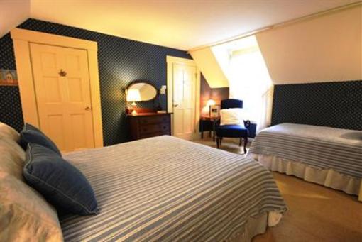 фото отеля White Cedar Inn Bed and Breakfast