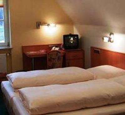 фото отеля Autobahnmotel Reinhardshain Nord