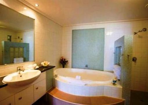 фото отеля Peninsula Boutique Hotel