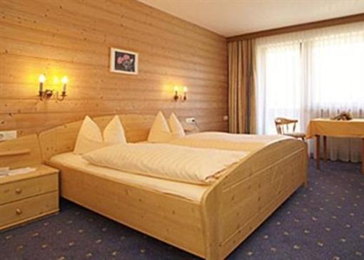 фото отеля Tauscher am Haldensee Pension