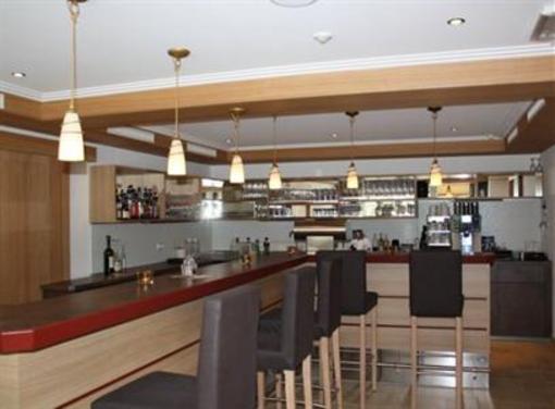 фото отеля Neuwirt Hotel Finkenberg
