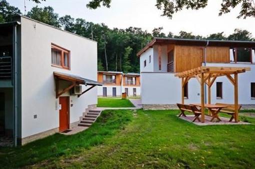фото отеля Malomvolgy Oktatasi es Szabadido Kozpont