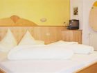 фото отеля Kinderhotel L(M)archenwald