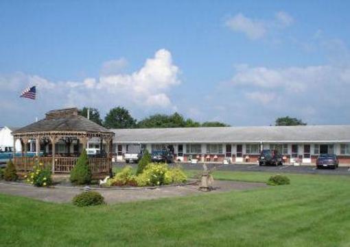 фото отеля Knights Inn Mifflintown