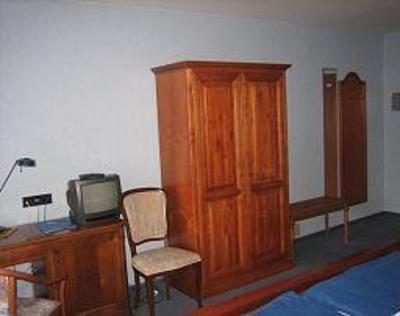 фото отеля Hotel Olympia Frechen