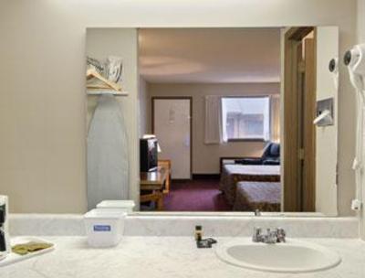 фото отеля Travelodge Mountain Grove
