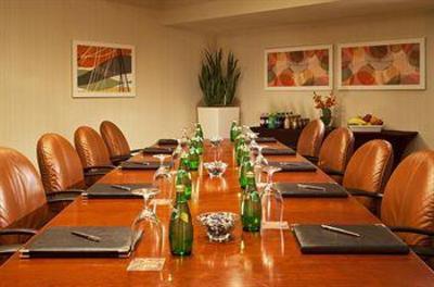 фото отеля Sheraton Suites Orlando Airport