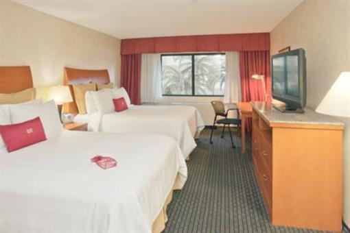 фото отеля Crowne Plaza Foster City - San Mateo