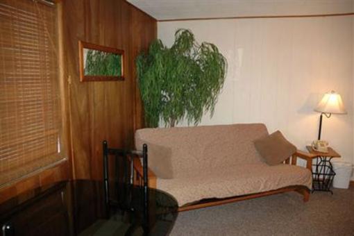 фото отеля Four Winds Motel