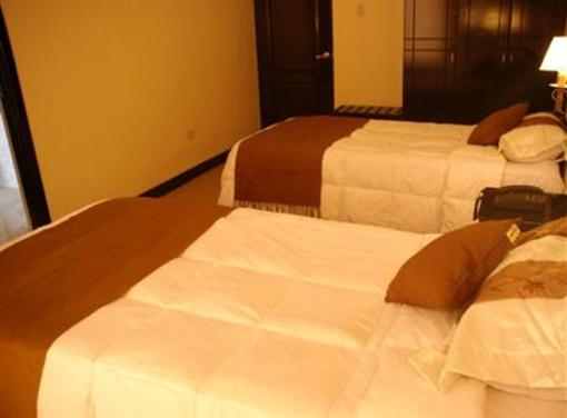 фото отеля Hotel Ciudad del Lago