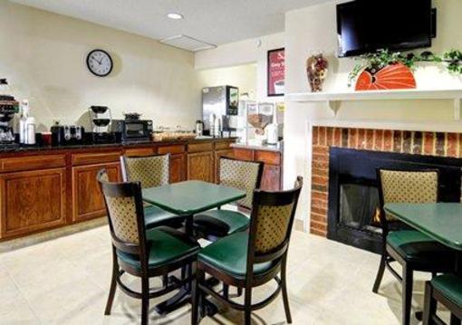 фото отеля Econo Lodge Glade Spring