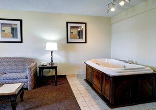 фото отеля Econo Lodge Glade Spring