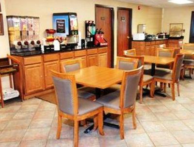 фото отеля Ramada Limited Phenix City