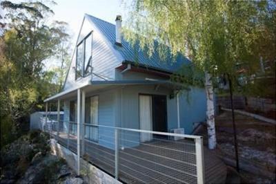 фото отеля Bogong Alpine Village Falls Creek