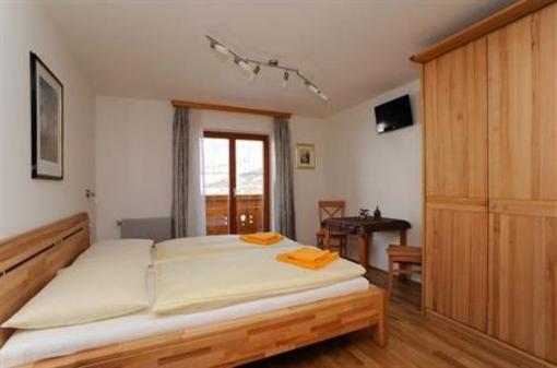 фото отеля Hotel Garni Valerie