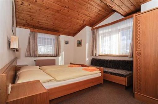 фото отеля Hotel Garni Valerie