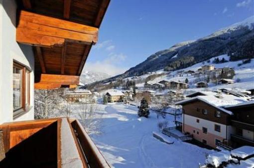 фото отеля Hotel Garni Valerie