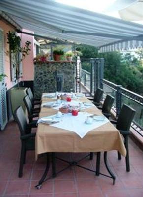 фото отеля Chincamea Bed And Breakfast Casarza Ligure