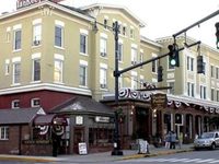 Yankee Pedlar Inn