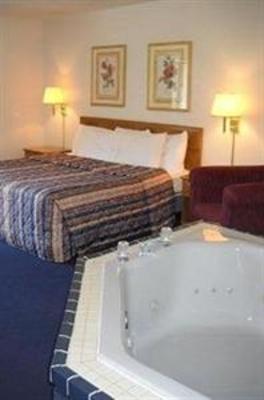 фото отеля Country Hearth Inn & Suites Fulton