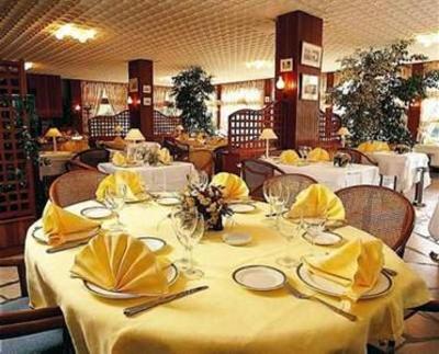 фото отеля Hotel Des Pins Soulac-sur-Mer