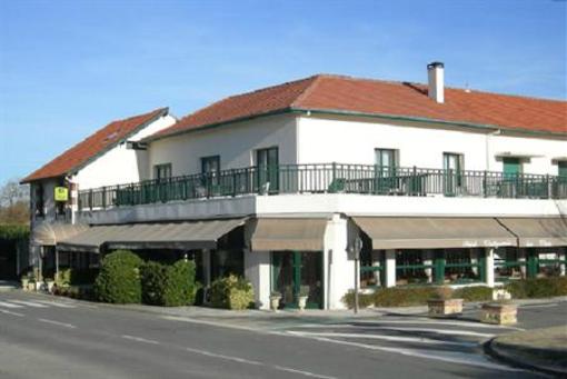 фото отеля Hotel Des Pins Soulac-sur-Mer