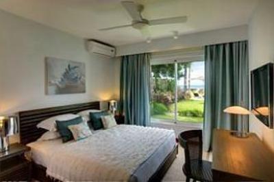 фото отеля Plage Bleue Beachfront Apartments Trou aux Biches