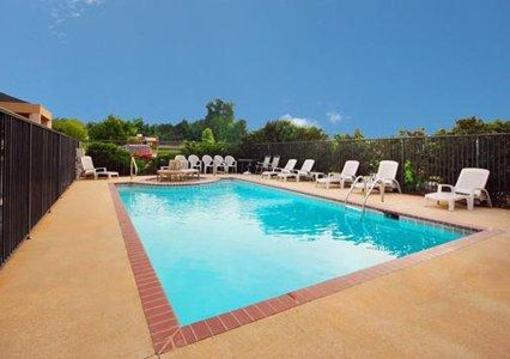 фото отеля Comfort Inn & Suites LaGrange