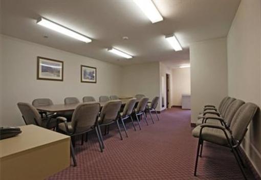 фото отеля Americas Best Value Inn & Suites North Lima Boardman