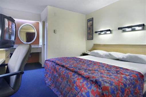 фото отеля Red Roof Inn Washington DC - Columbia Fort Meade