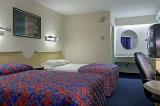 фото отеля Red Roof Inn Washington DC - Columbia Fort Meade