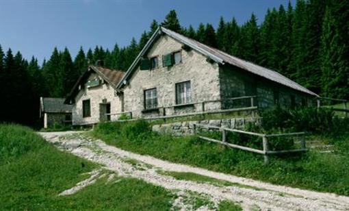 фото отеля Hotel Cimone Lavarone