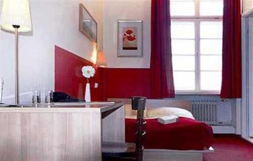 фото отеля Smart Stay Hotel Station