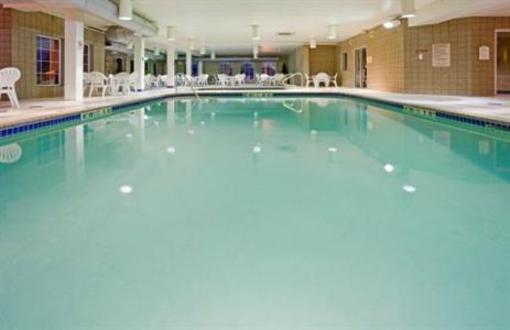 фото отеля Holiday Inn Express St. Cloud