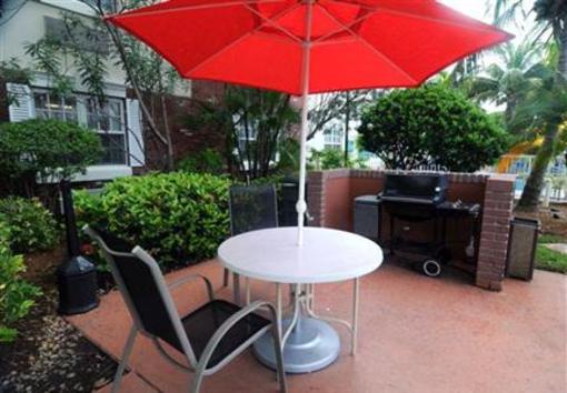 фото отеля Towneplace Suites Miami Lakes