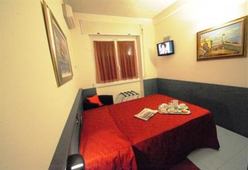 фото отеля Hotel Tirreno