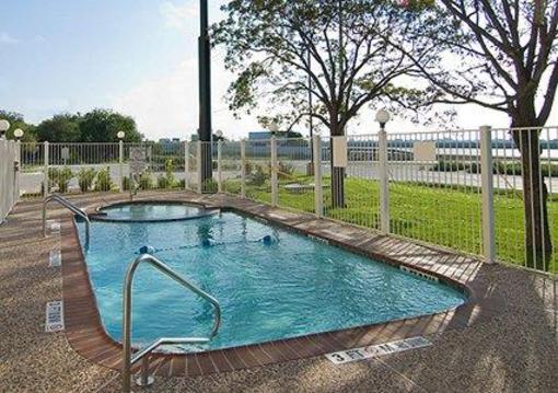 фото отеля Comfort Inn & Suites Selma (Texas)