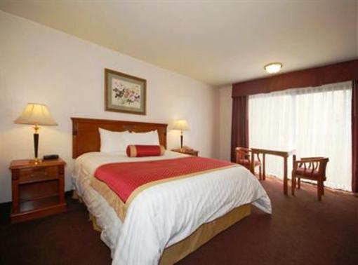 фото отеля Best Western Plus South Bay Hotel