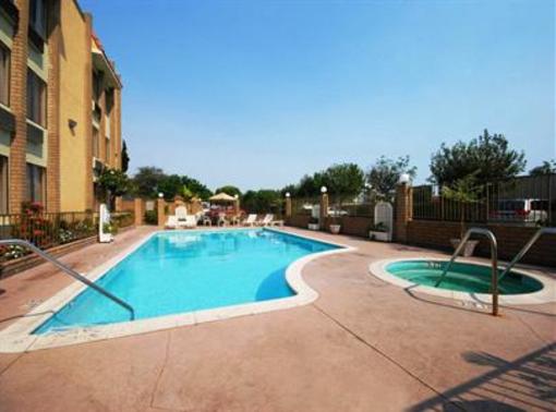 фото отеля Best Western Plus South Bay Hotel