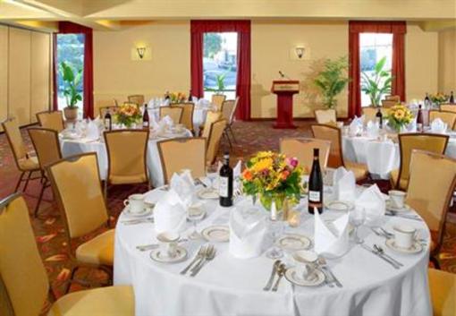 фото отеля Holiday Inn San Francisco Fishermans Wharf