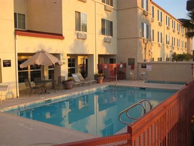 фото отеля Holiday Inn Express Tracy