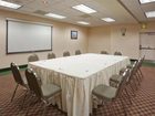 фото отеля Holiday Inn Express Tracy