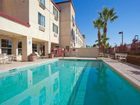 фото отеля Holiday Inn Express Tracy