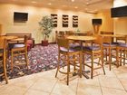 фото отеля Holiday Inn Main Gate East