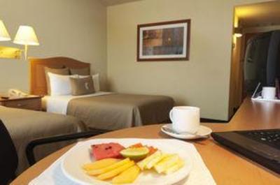 фото отеля Fiesta Inn Cuautitlan